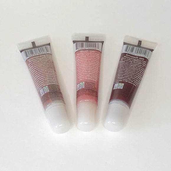 3 Burt's Bees Glosses Spontaneity, Smooch, Blush - Picture 3 of 3